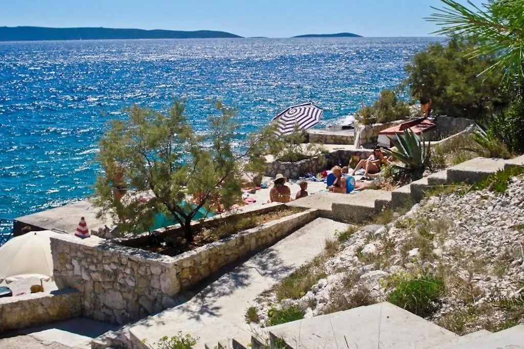 Apartman Sea-View Apartments, 2 Bedrooms, 2 Baths, 50 Meters From Beach!